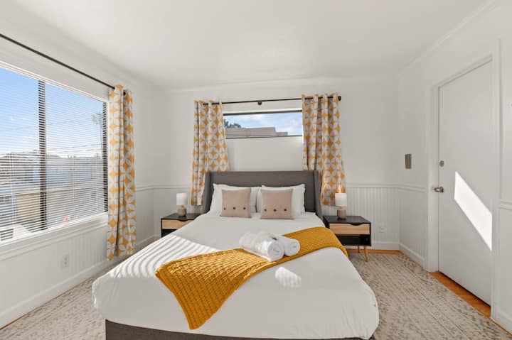 חדר שינה 3 (מיטת קווין סייז, הרבה אור טבעי)