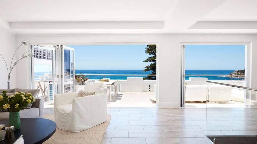 Bondi Chic gallery image 2