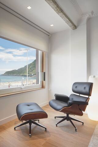 Zinemaldi Suite by FeelFree Rentals gallery image 5