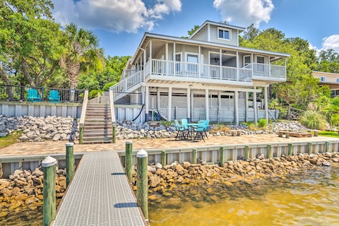 Bayfront Niceville Getaway w/ Private Dock!