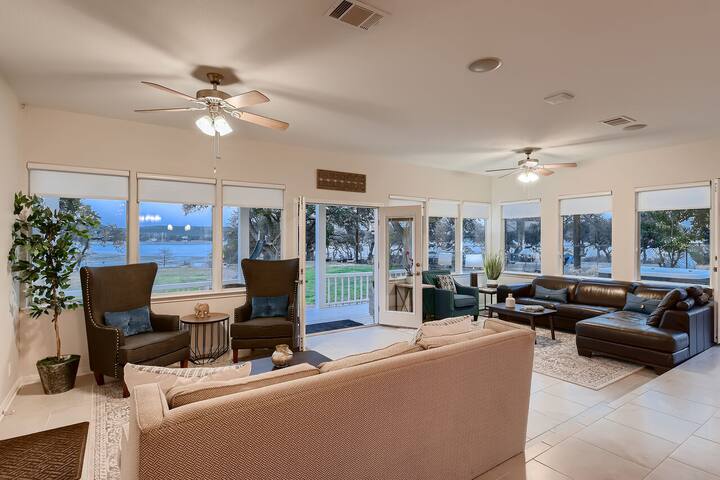 Private Estate on Lake Travis with amazing views! gallery image 4