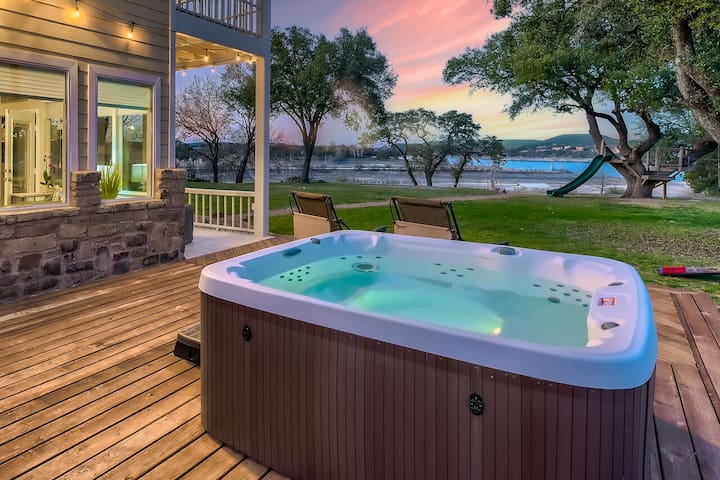 Private Estate on Lake Travis with amazing views! gallery image 2