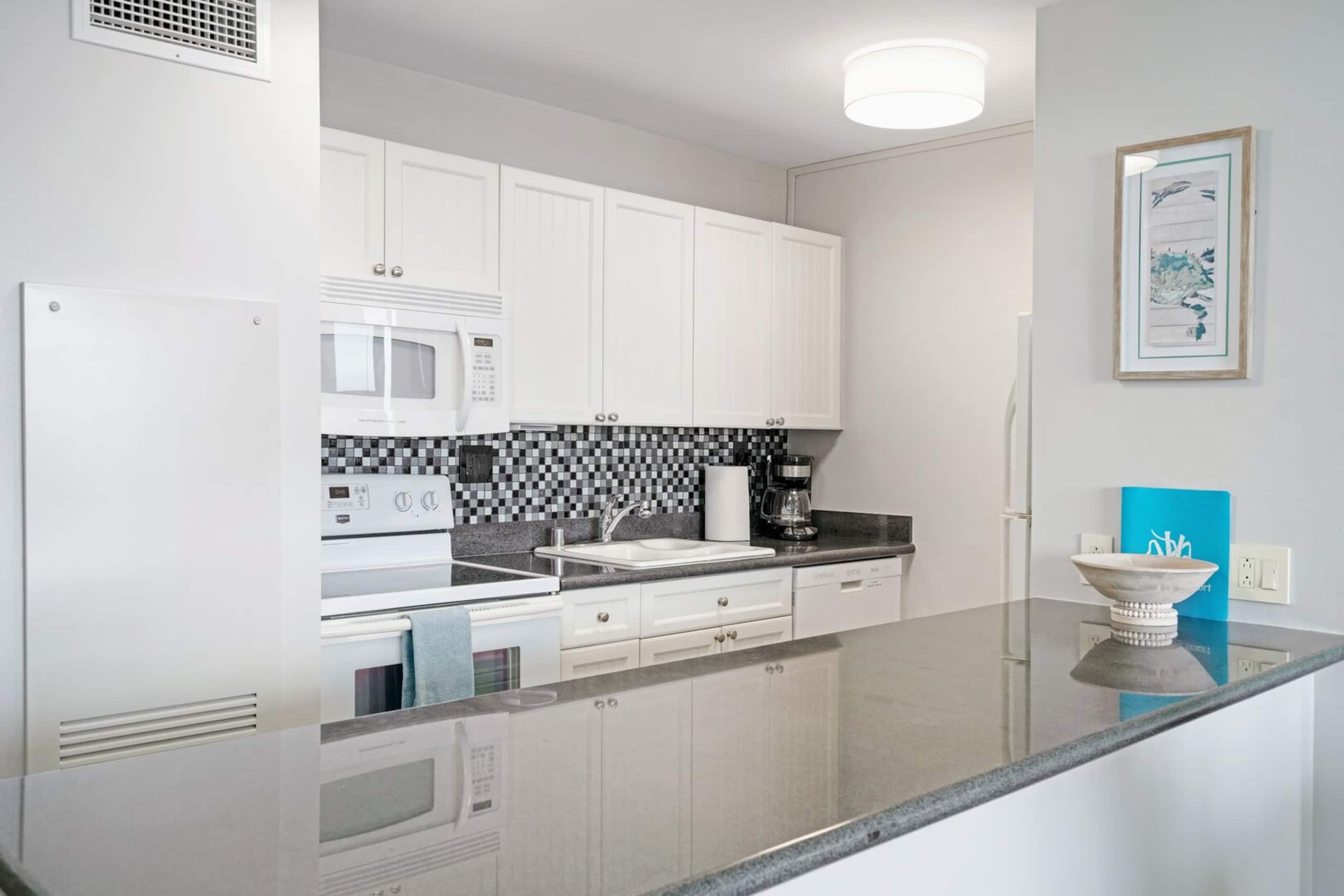 Condo in Kihei · ★4.87 · 1 bedroom · 2 beds · 1 bath - Image 9