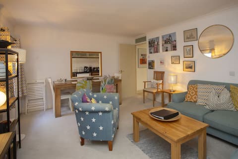 Successful Airbnb property: Large Apt. in the Heart of Historic Bath (MB) in Charlcombe