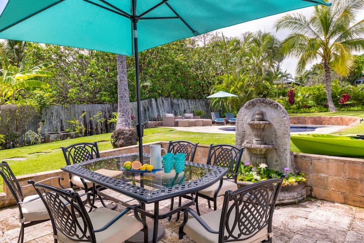 Lanikai Cottage: Private Pool & A/C, Walk to Beach gallery image 2