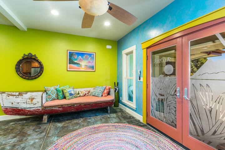 Gorgeous Estate w/AC & Heated Salt Water Pool! gallery image 5