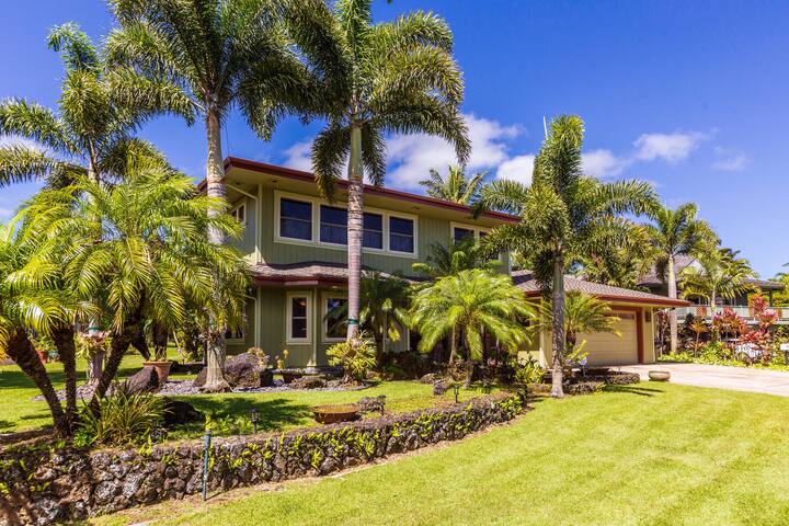 Gorgeous Estate w/AC & Heated Salt Water Pool! gallery image 4
