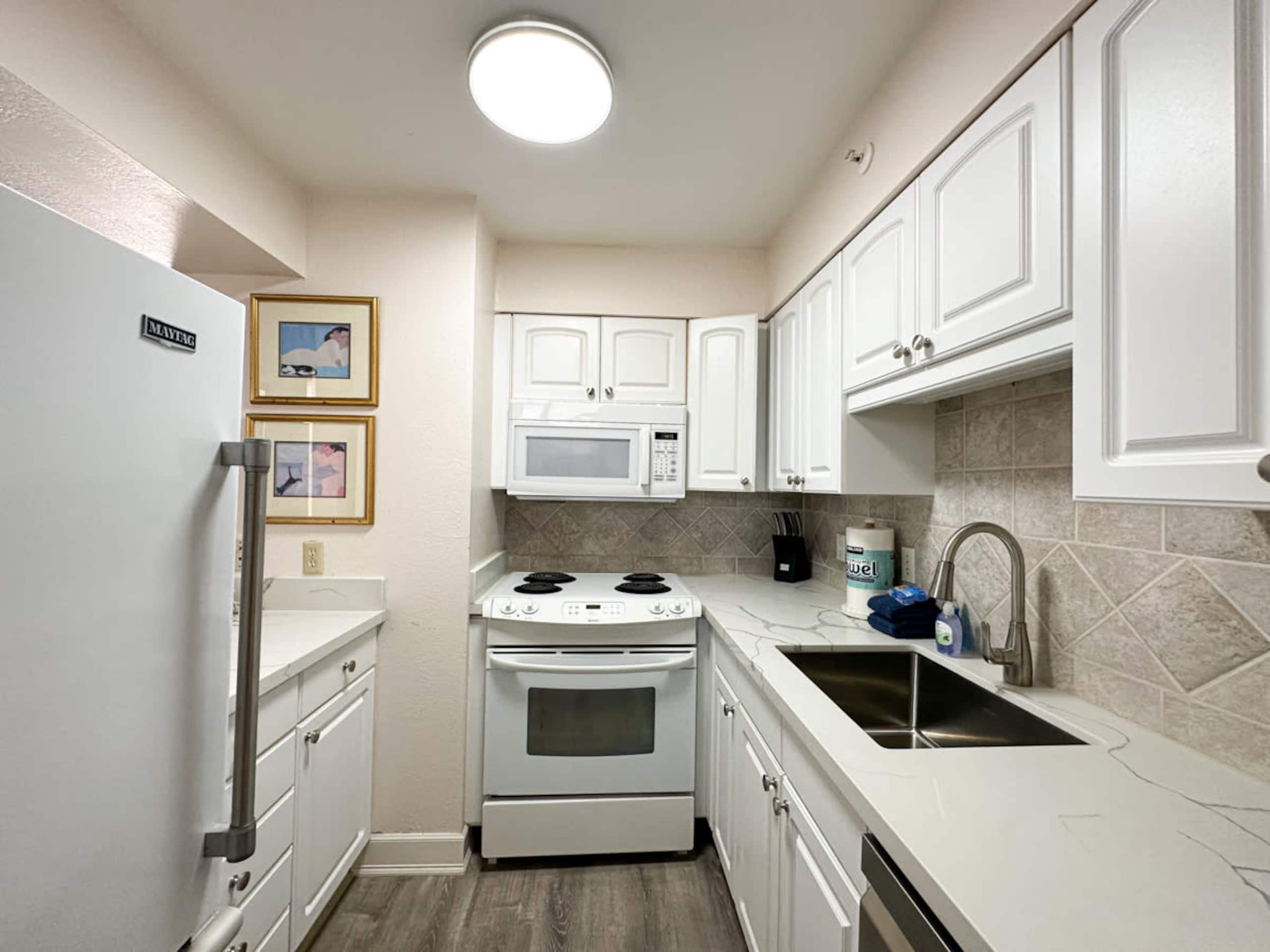 Condo in Lahaina · ★4.36 · 1 bedroom · 1 bath - Image 15