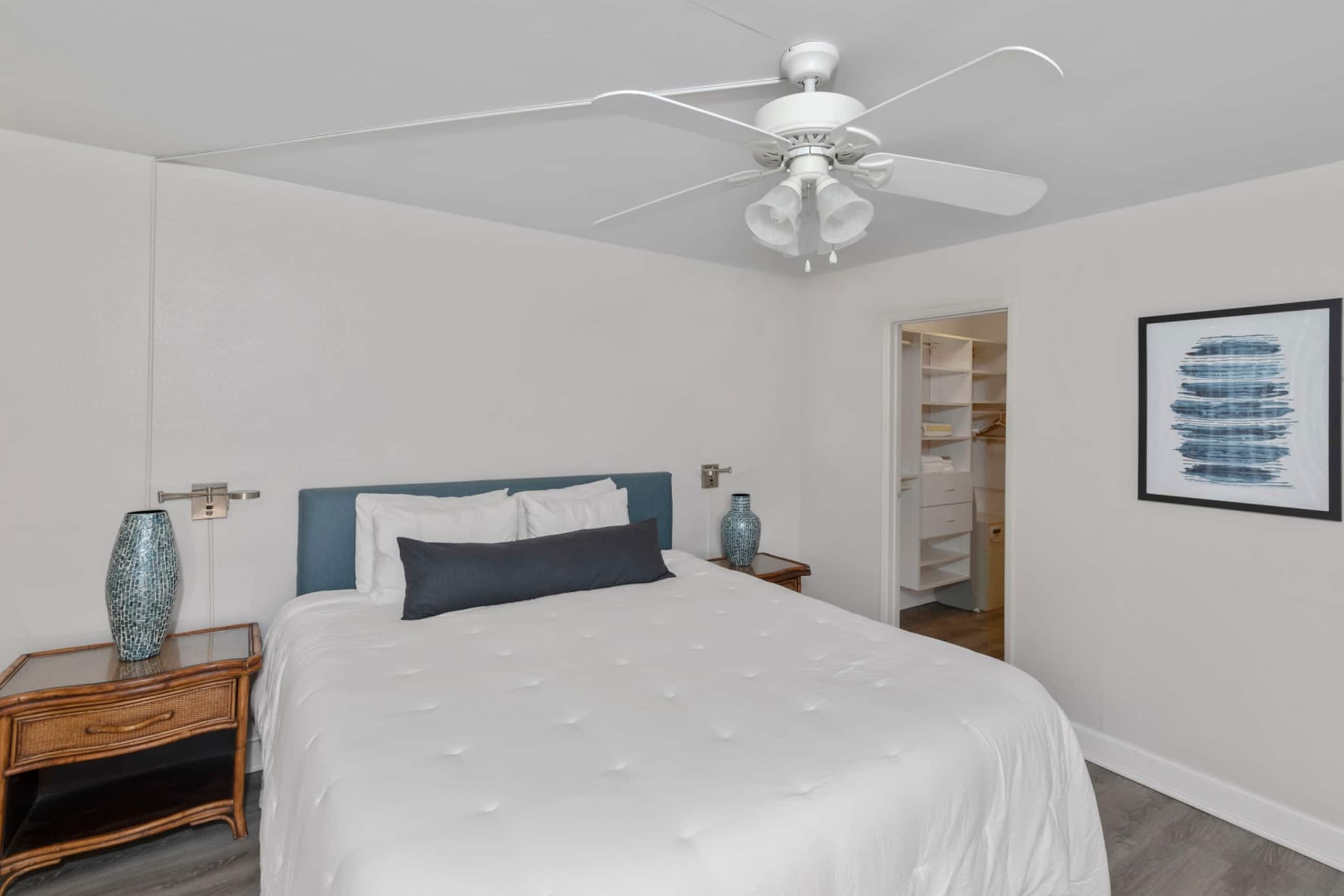 Condo in Lahaina · ★4.36 · 1 bedroom · 1 bath - Image 4