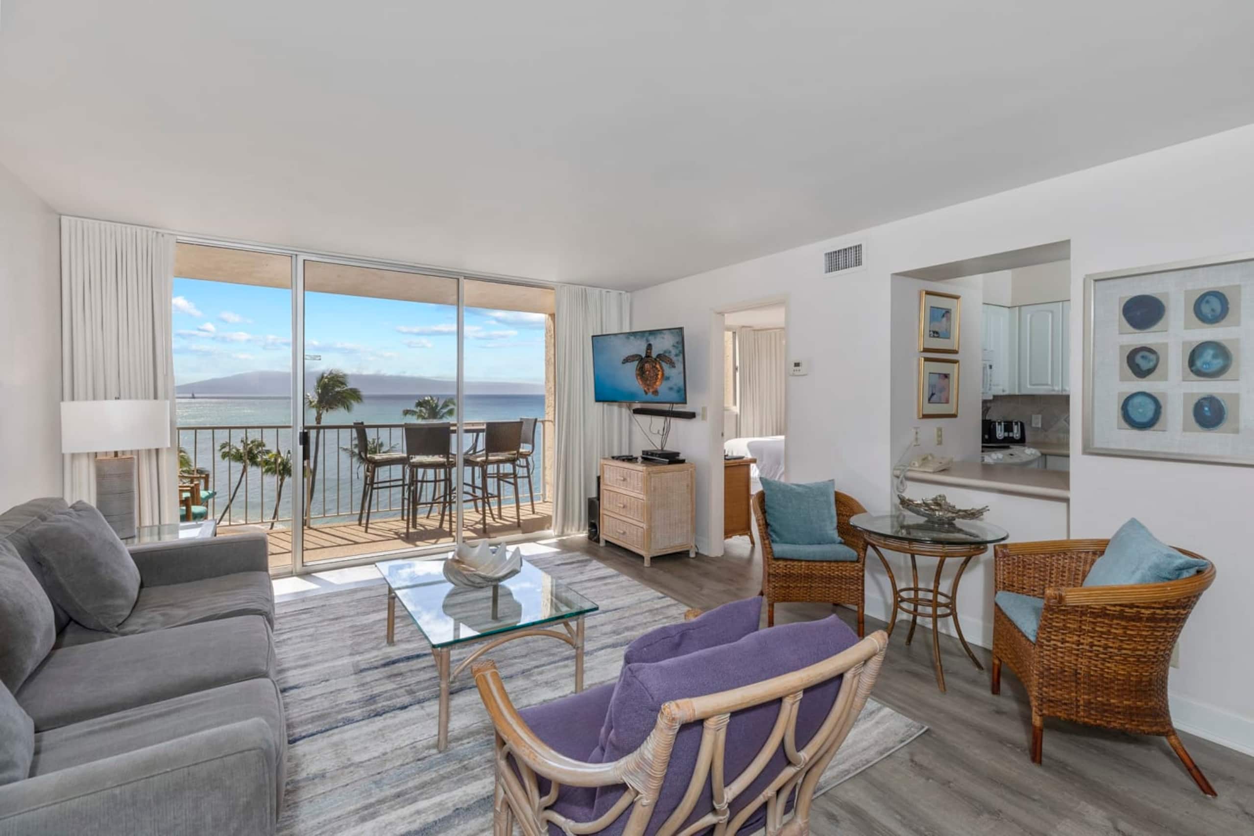 Condo in Lahaina · ★4.36 · 1 bedroom · 1 bath - Image 1