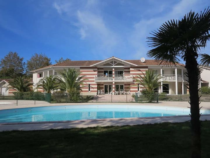 037 - Agréable Maison Mitoyenne Dans Une Résidence - Soulac-sur-Mer