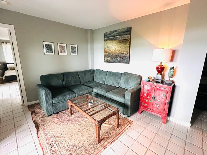 Featherstone - Downstairs Beach Front Apartment - Islas Caimán