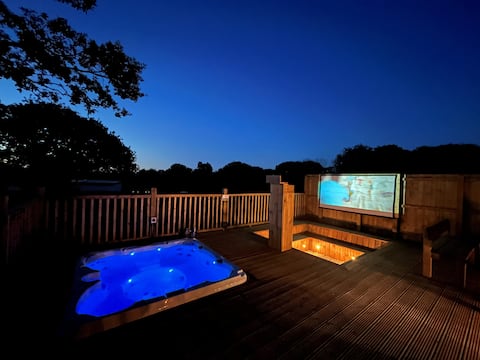 Aladdin Safari Tent Pembrokeshire