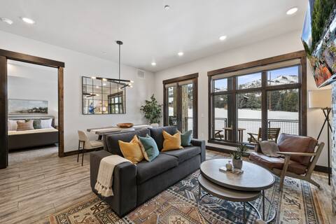 Successful Airbnb property: Maya's Ski & Golf Home Mountain Views Pool Hot Tub in Snyderville
