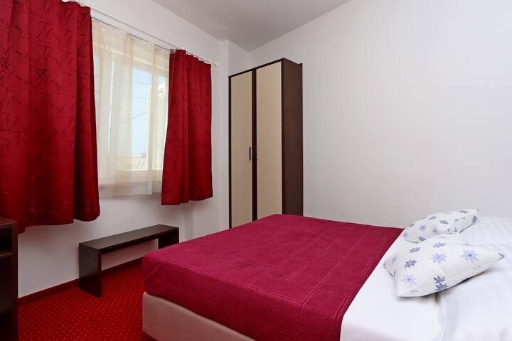 A-18195-a Appartement D'une Chambre Avec Air - Selce