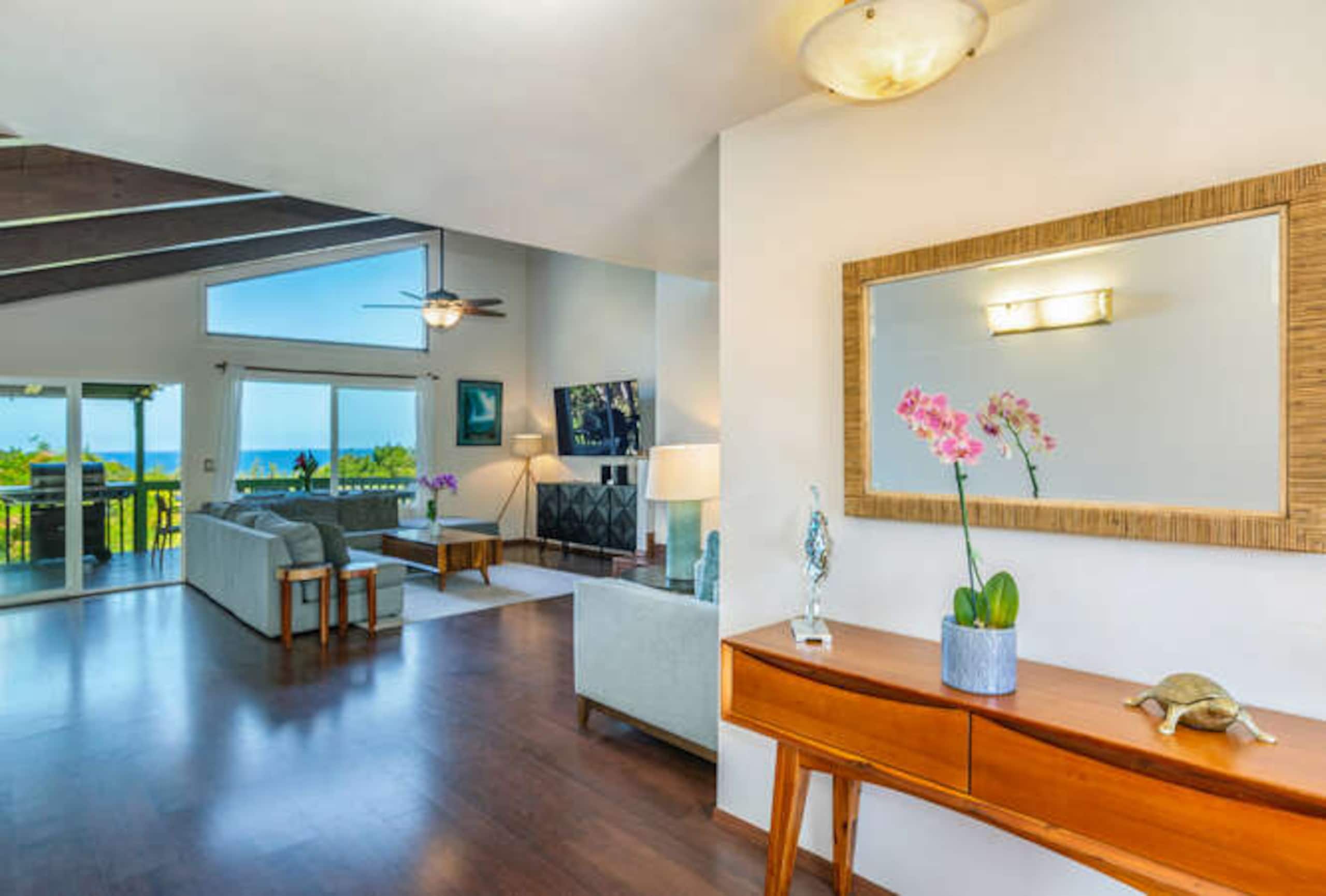 Home in Princeville · ★4.98 · 6 bedrooms · 7 beds · 3 baths - Image 16