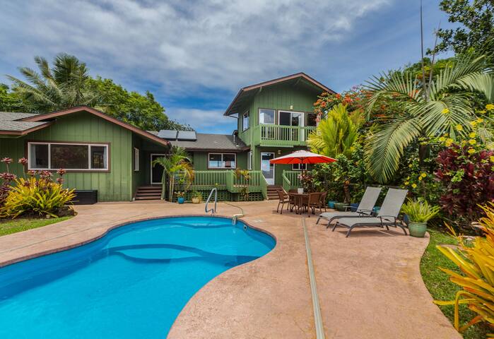 Hale Ohia: w/ Pool, Ocean/Mountain Views & BBQ gallery image 5