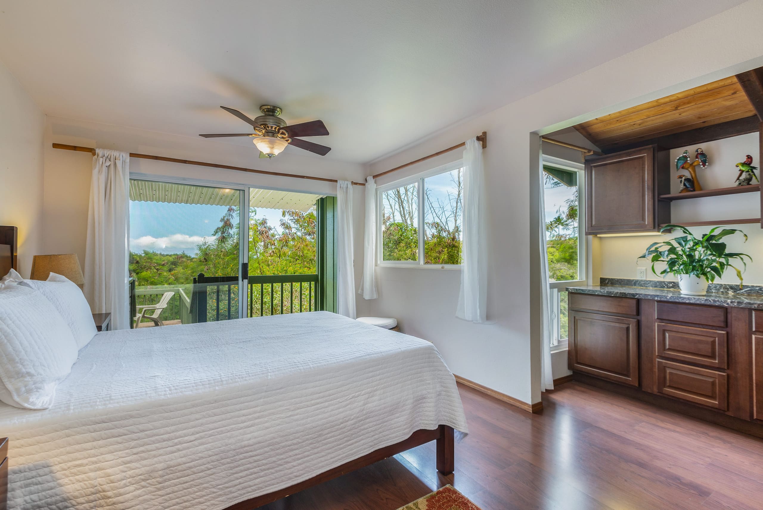 Home in Princeville · ★4.98 · 6 bedrooms · 7 beds · 3 baths - Image 24