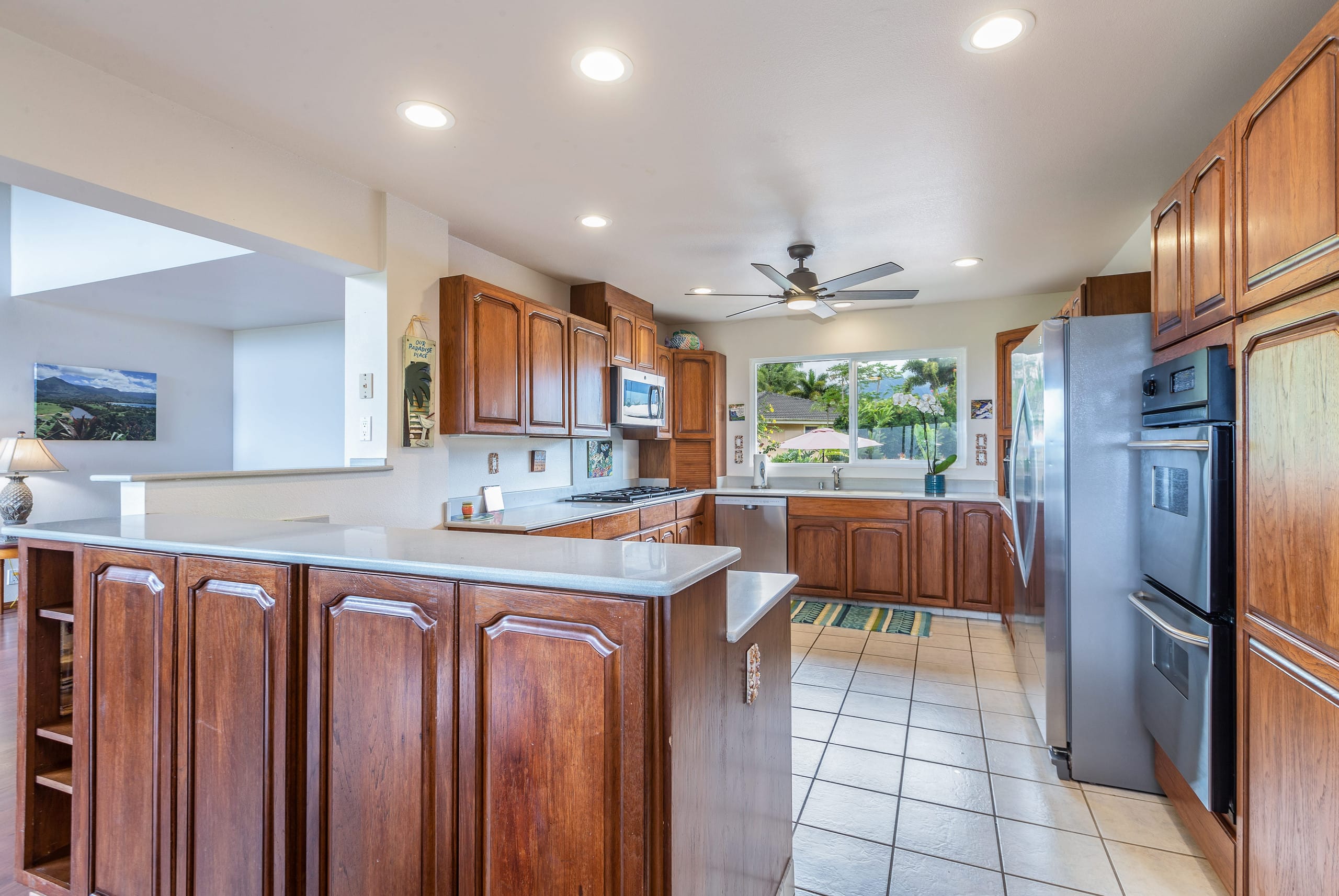Home in Princeville · ★4.98 · 6 bedrooms · 7 beds · 3 baths - Image 4