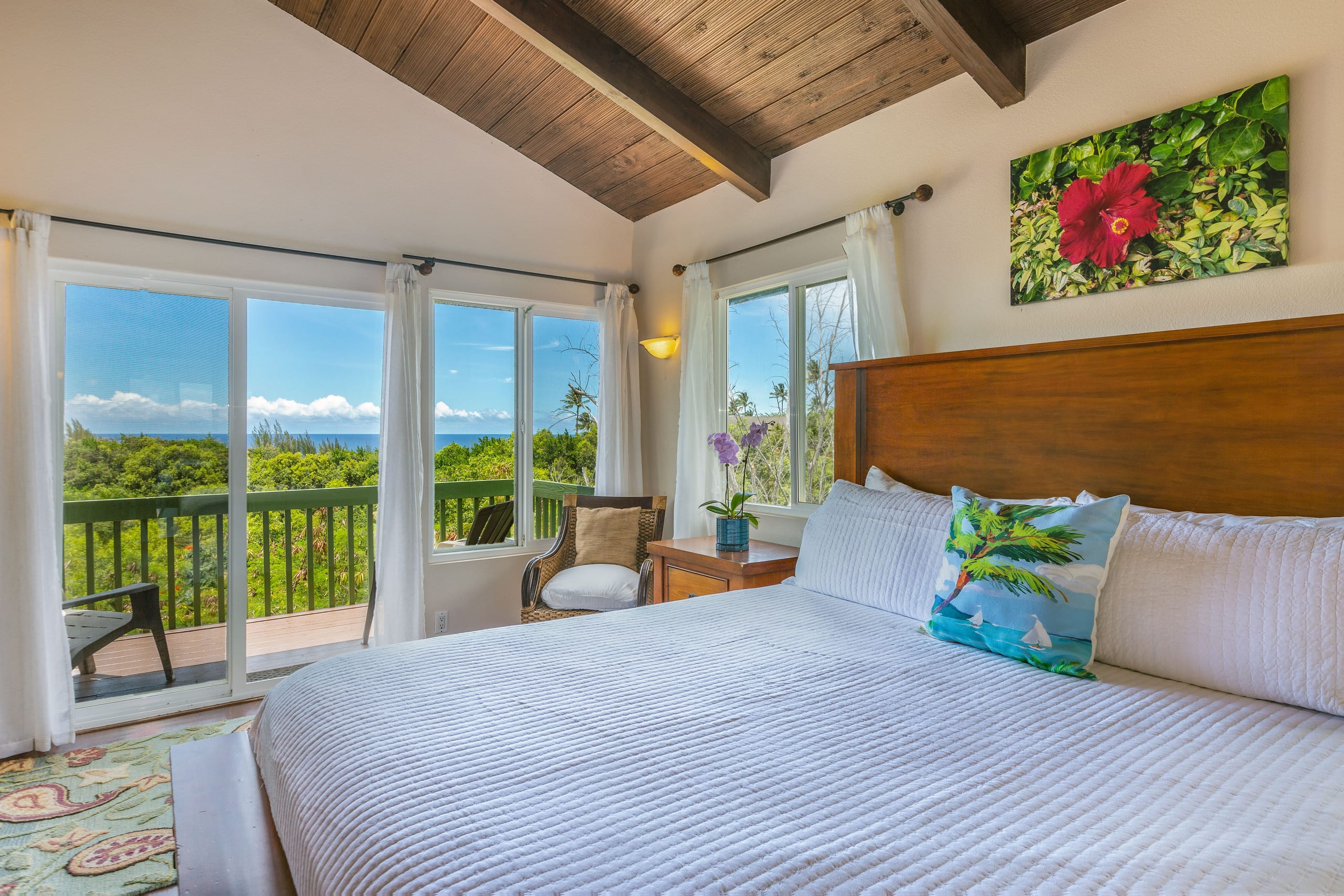 Home in Princeville · ★4.98 · 6 bedrooms · 7 beds · 3 baths - Image 19