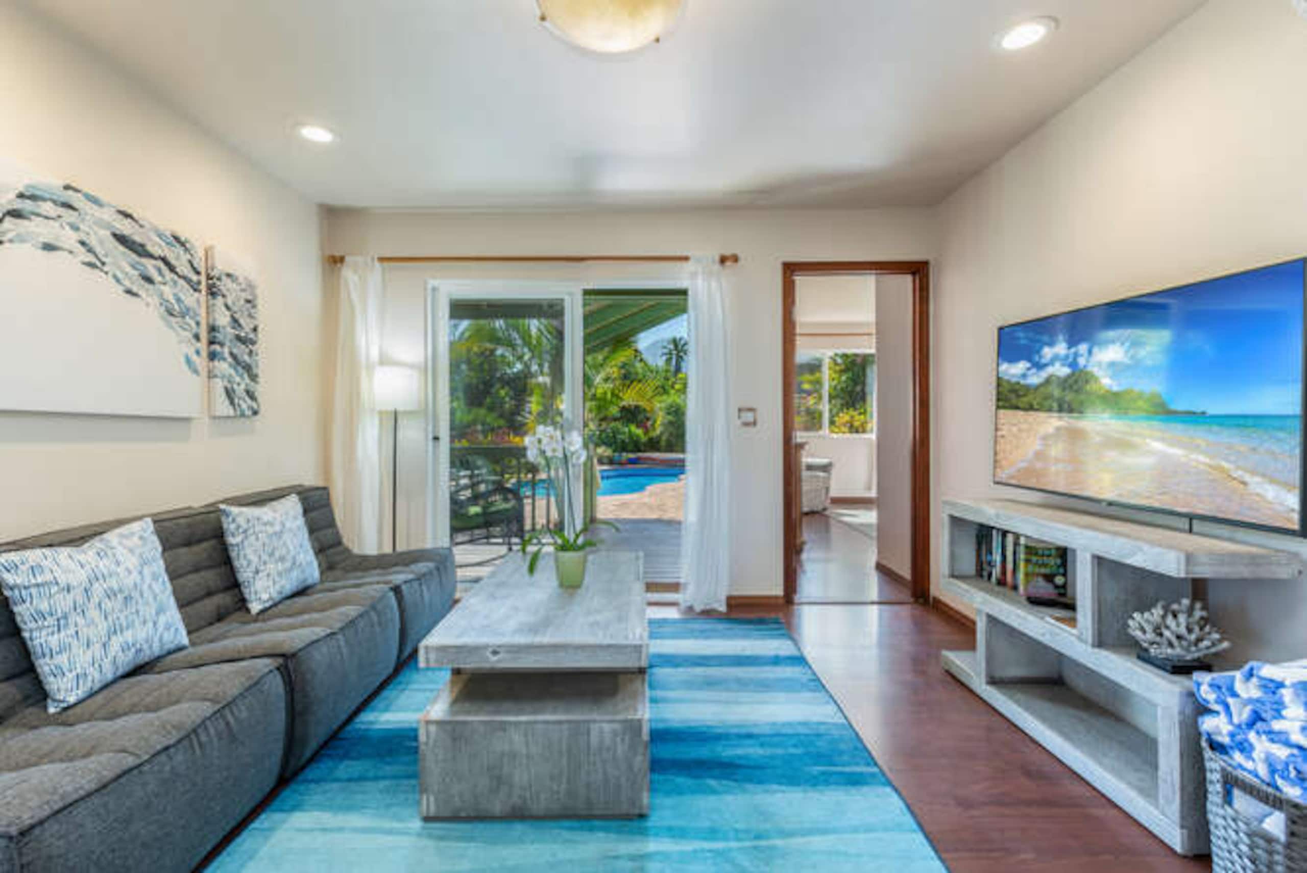 Home in Princeville · ★4.98 · 6 bedrooms · 7 beds · 3 baths - Image 11