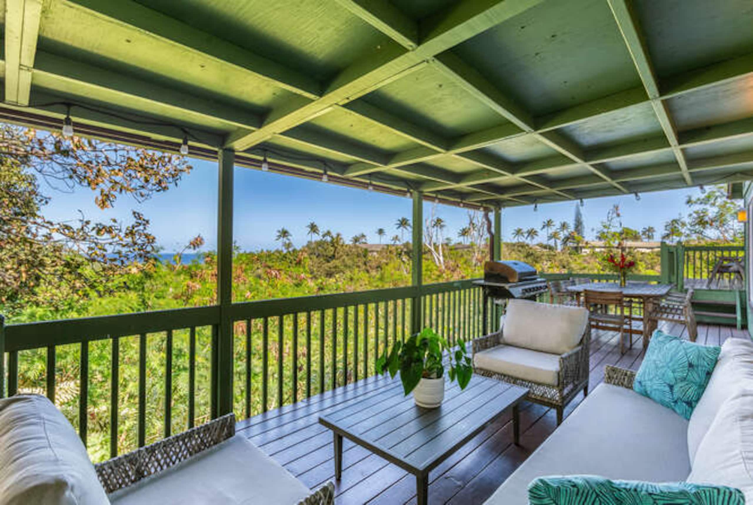 Home in Princeville · ★4.98 · 6 bedrooms · 7 beds · 3 baths - Image 1