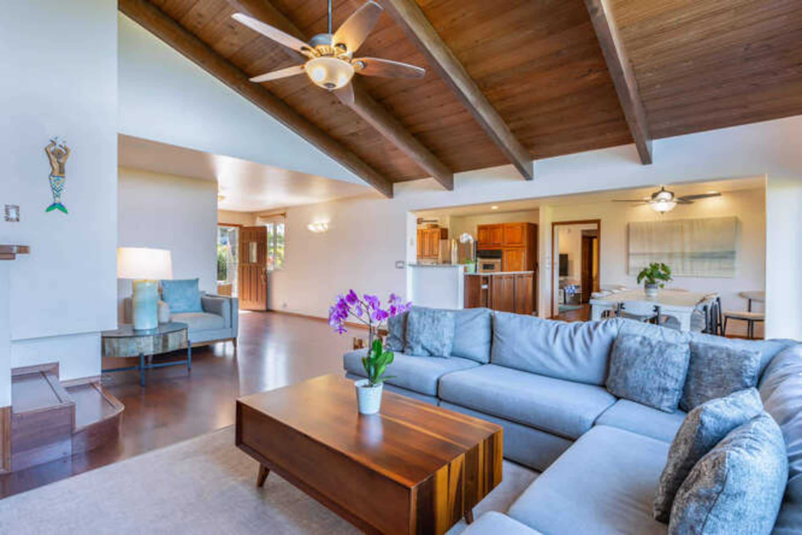 Home in Princeville · ★4.98 · 6 bedrooms · 7 beds · 3 baths - Image 10