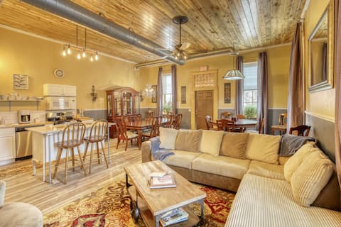 The Rustic Rose Condo