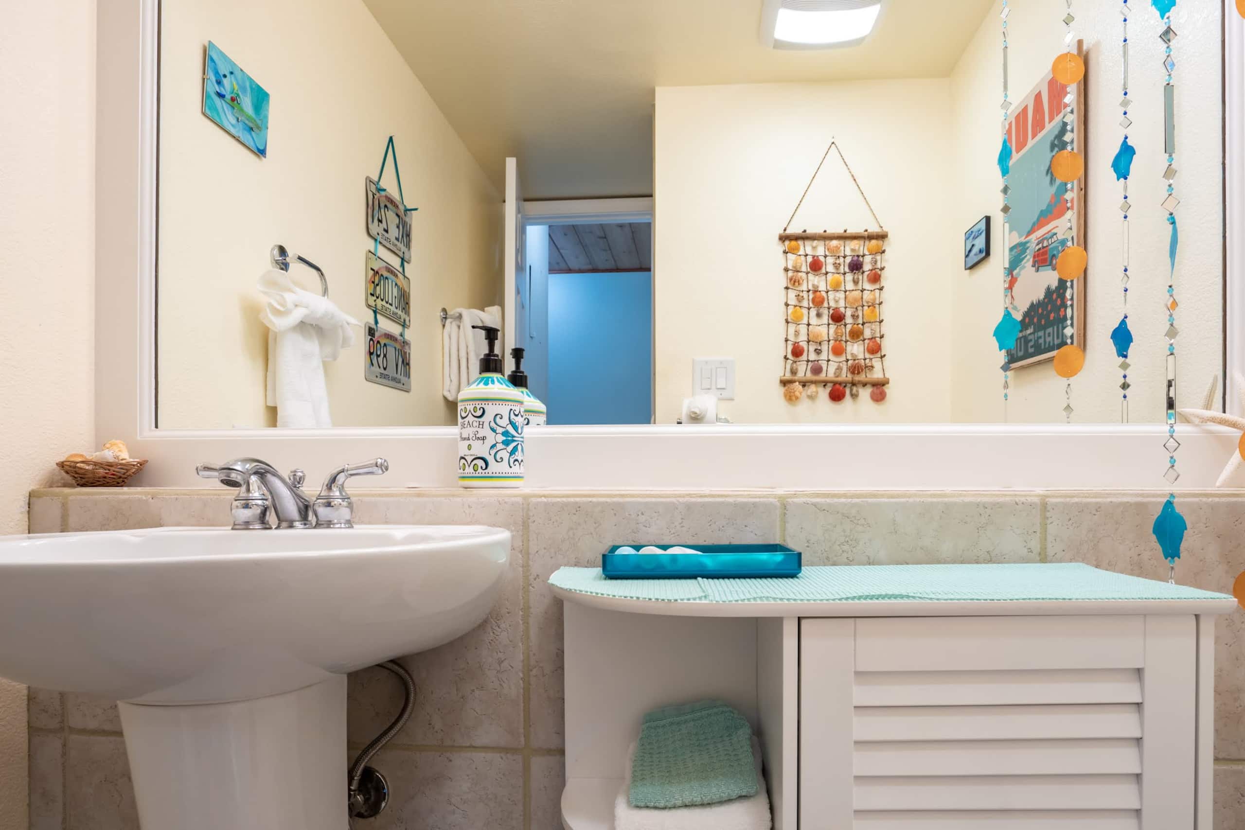 Condo in Kihei · ★4.93 · 1 bedroom · 2 beds · 2 shared baths - Image 17