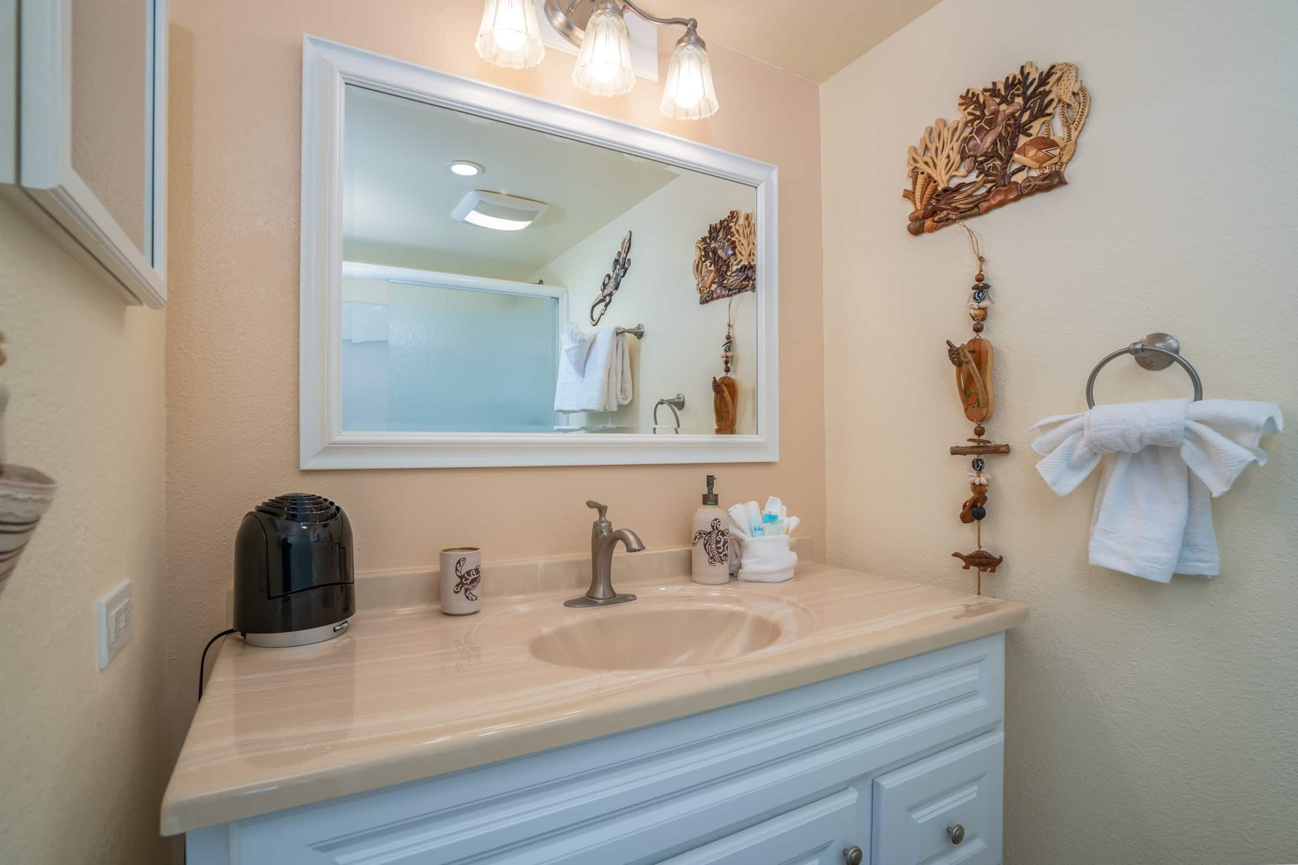 Condo in Kihei · ★4.93 · 1 bedroom · 2 beds · 2 shared baths - Image 24