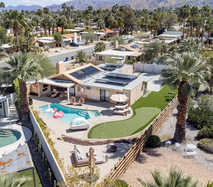 Palm Springs Home with Golf / Pickle Ball / Pool - Houses for Rent