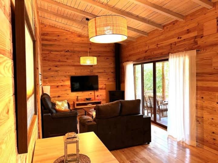Preciosa cabaña en el bosque con chimenea. Córdoba Cabañas en
