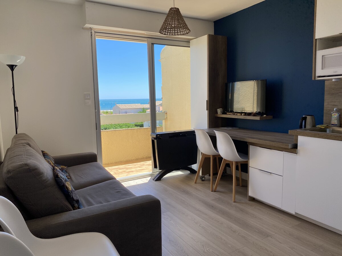 " Le Leandre " Pleasant 26m² Sea View! Apartments for Rent in