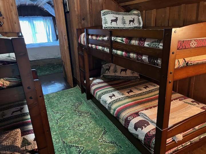 Chumba cha Ghorofa - Pacha 4 -- Ufikiaji wa Chumba Maalumu cha kulala