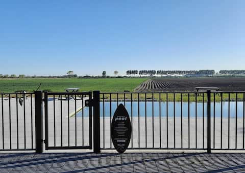 Bramendijk - Spacious, modern, sea and pool
