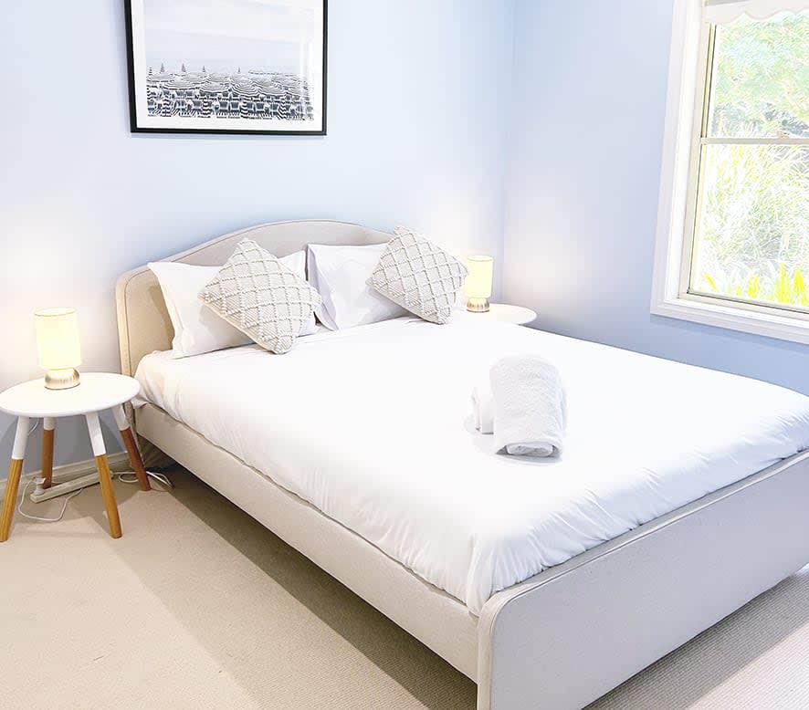 Chambre 3 : Lit queen size