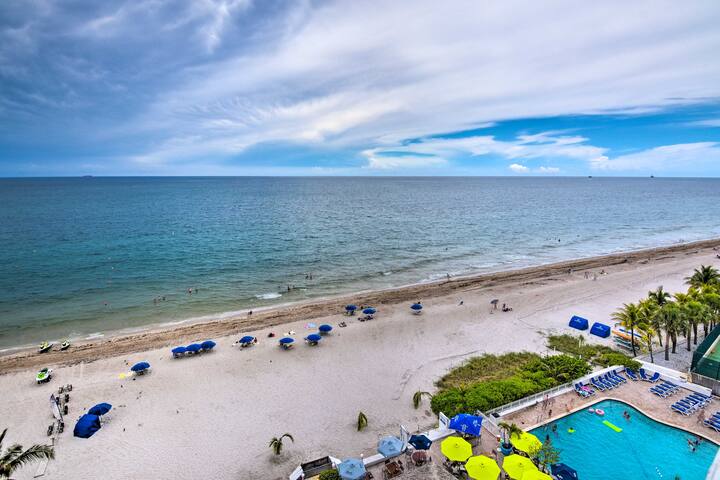 Oceanfront Luxury 2/2 Condo w/ Amazing Views! gallery image 3