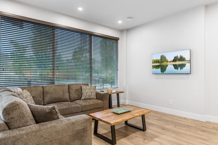 Beach Suites #5-new 3 Br/2ba/1,200sqft. - Parksville
