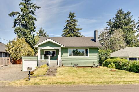 Charming Portland Home, Walk to Light Rail!