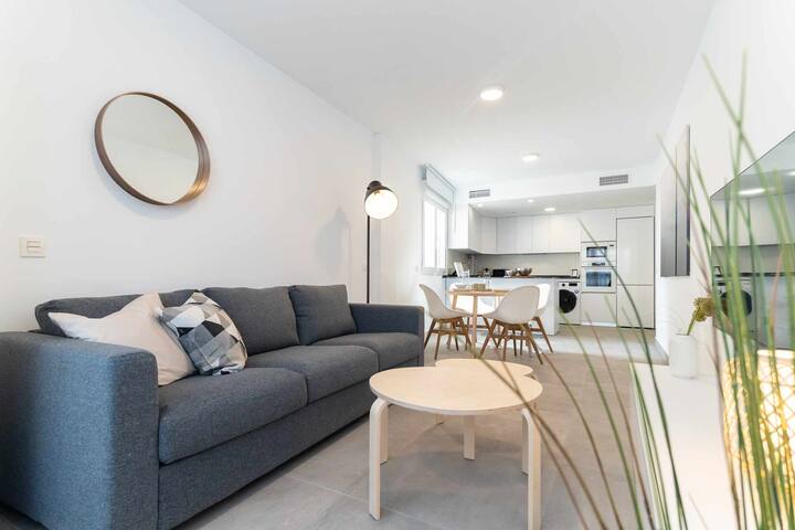 Alternativa Patagonia Málaga Real Estate 
 managed Airbnb listing 2