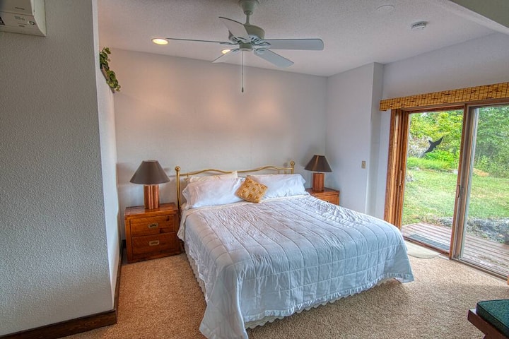 King bedroom