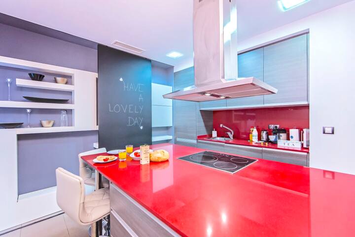 Sweett | Urqui City Center gallery image 3