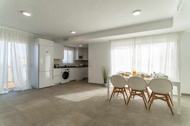 Alternativa Patagonia Málaga Real Estate 
 managed Airbnb listing 1