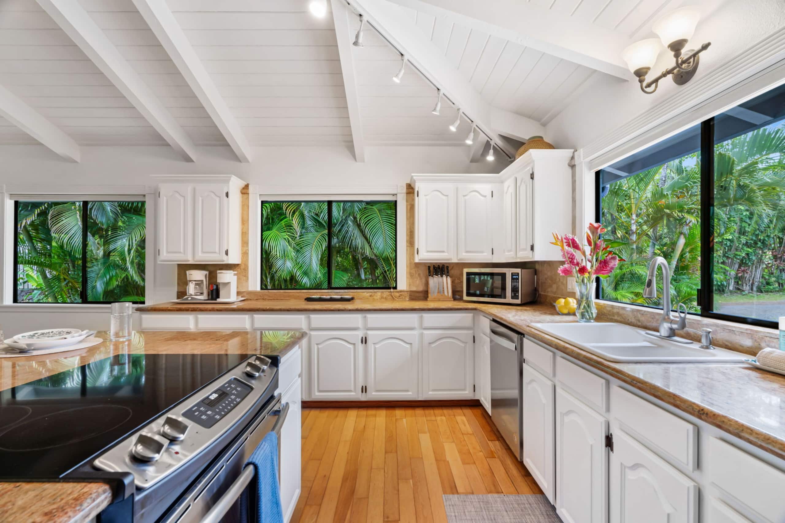 Anini Mauka - A/C, Close to the Beach TVNC 4328 - Photo 12