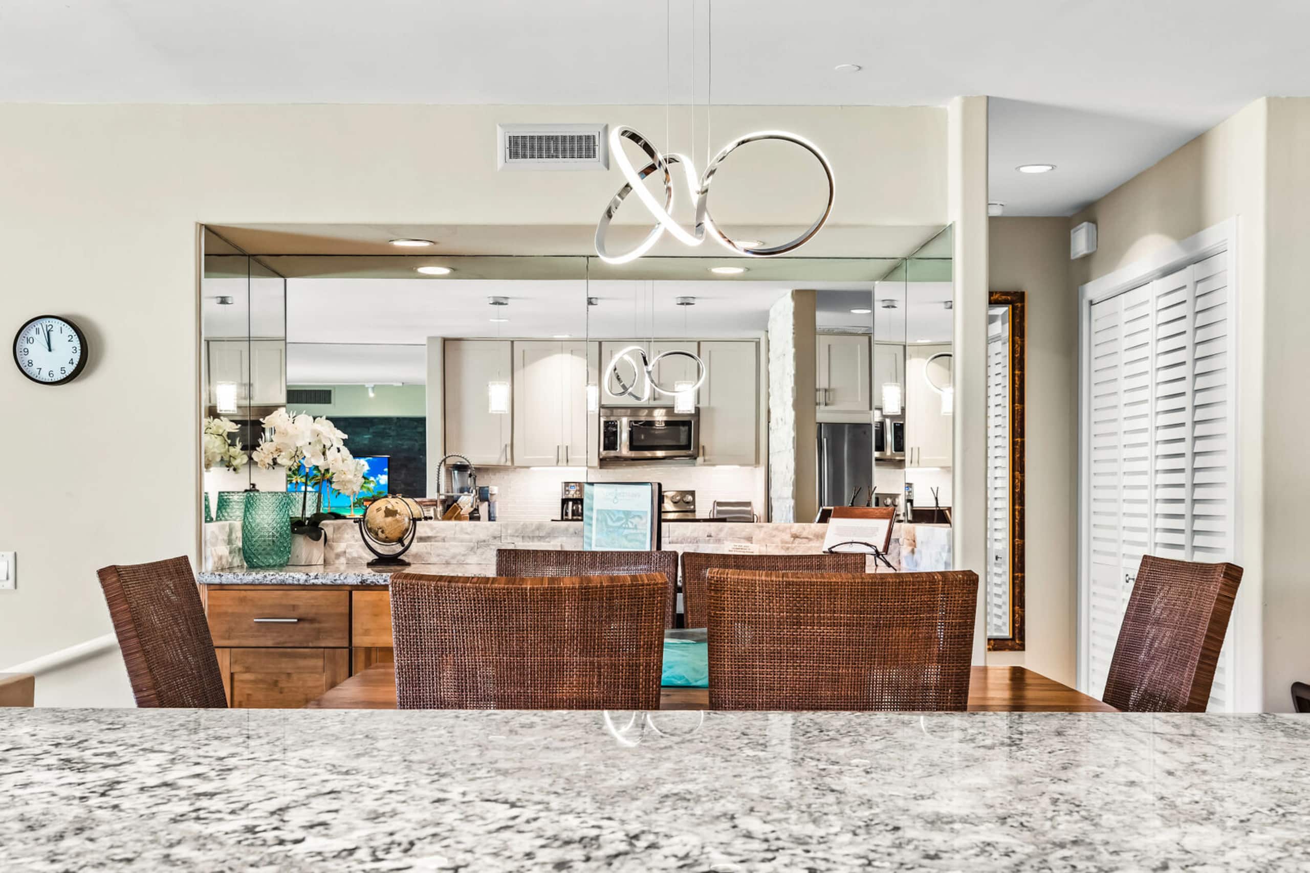 Condo in Lahaina · ★4.77 · 2 bedrooms · 4 beds · 2 private baths - Image 13