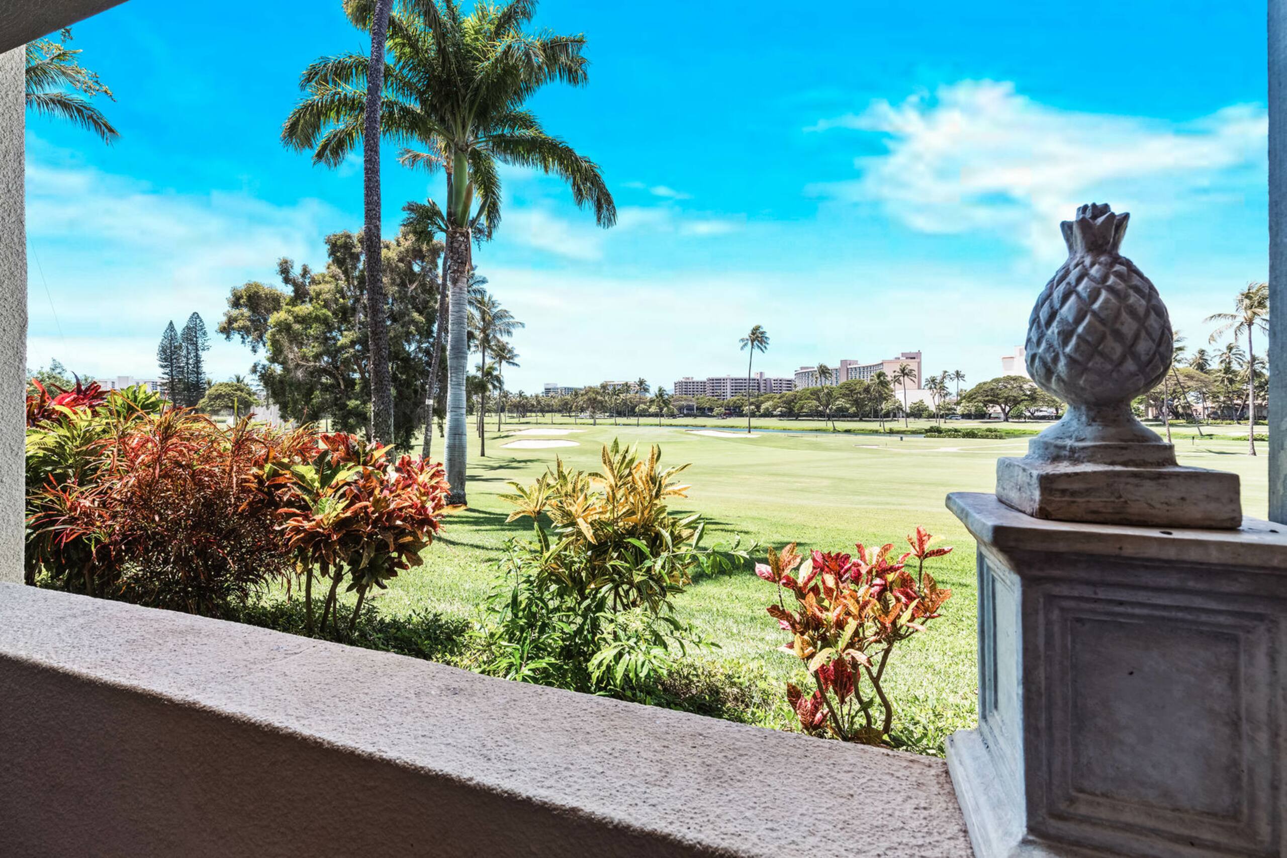 Condo in Lahaina · ★4.77 · 2 bedrooms · 4 beds · 2 private baths - Image 5
