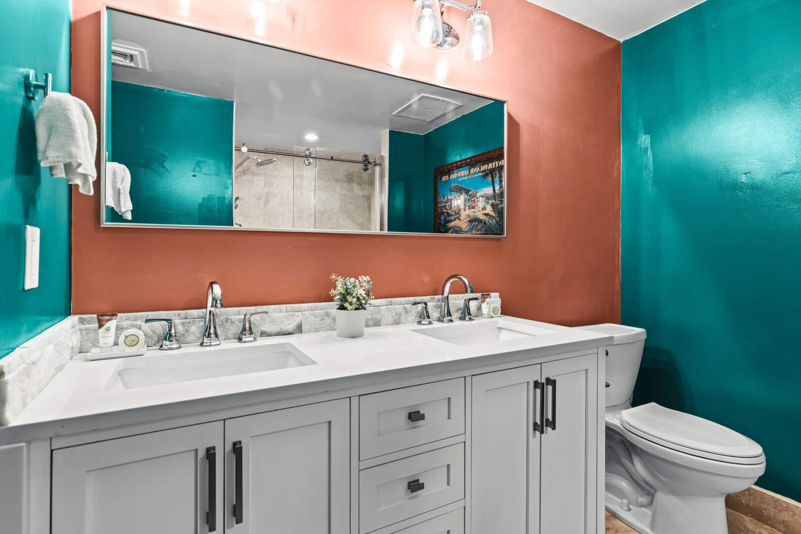 Condo in Lahaina · ★4.77 · 2 bedrooms · 4 beds · 2 private baths - Image 29