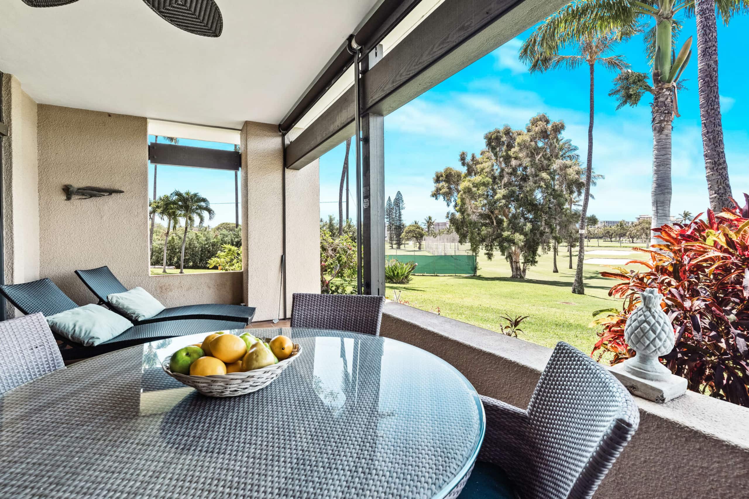 Condo in Lahaina · ★4.77 · 2 bedrooms · 4 beds · 2 private baths - Image 4