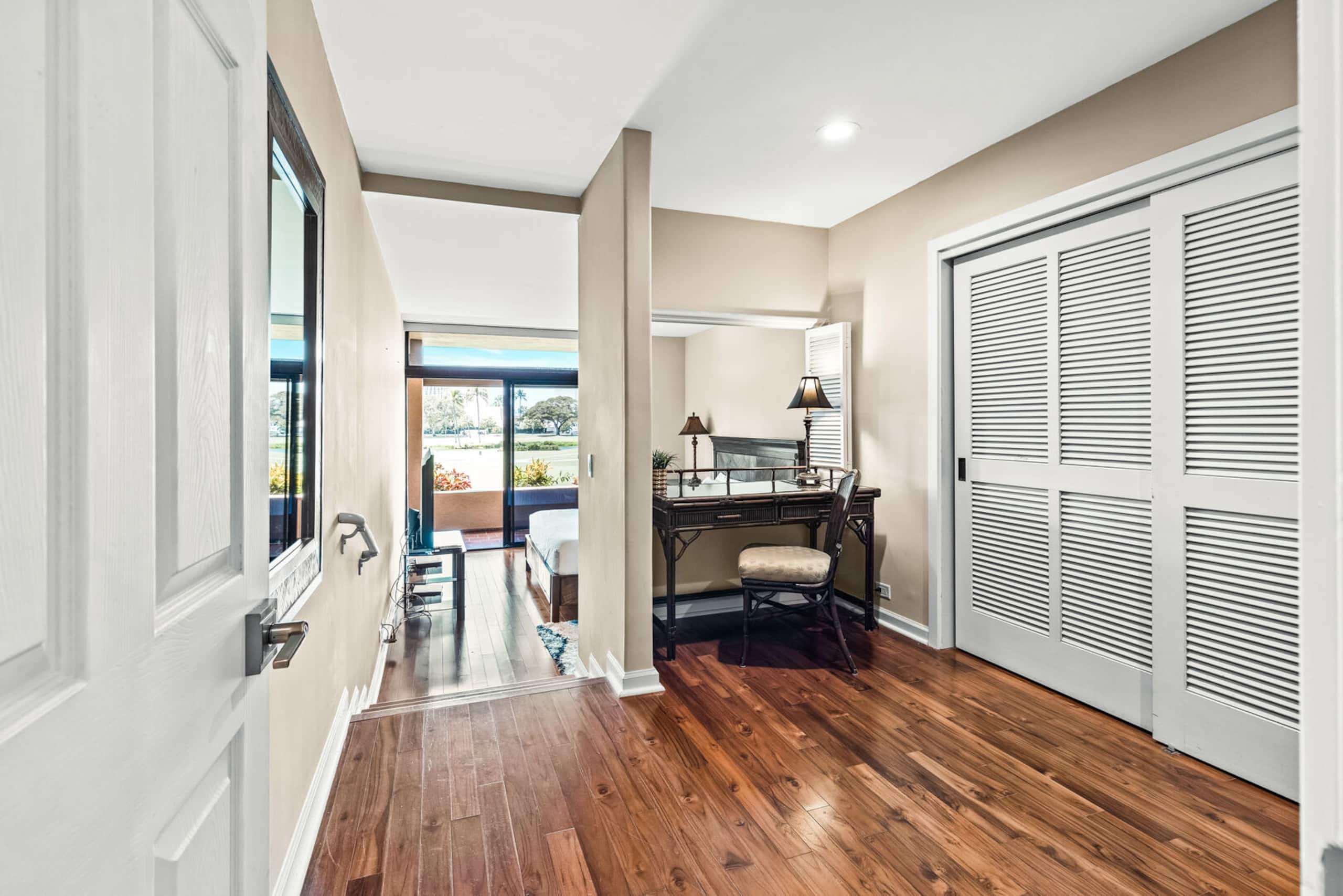 Condo in Lahaina · ★4.77 · 2 bedrooms · 4 beds · 2 private baths - Image 27