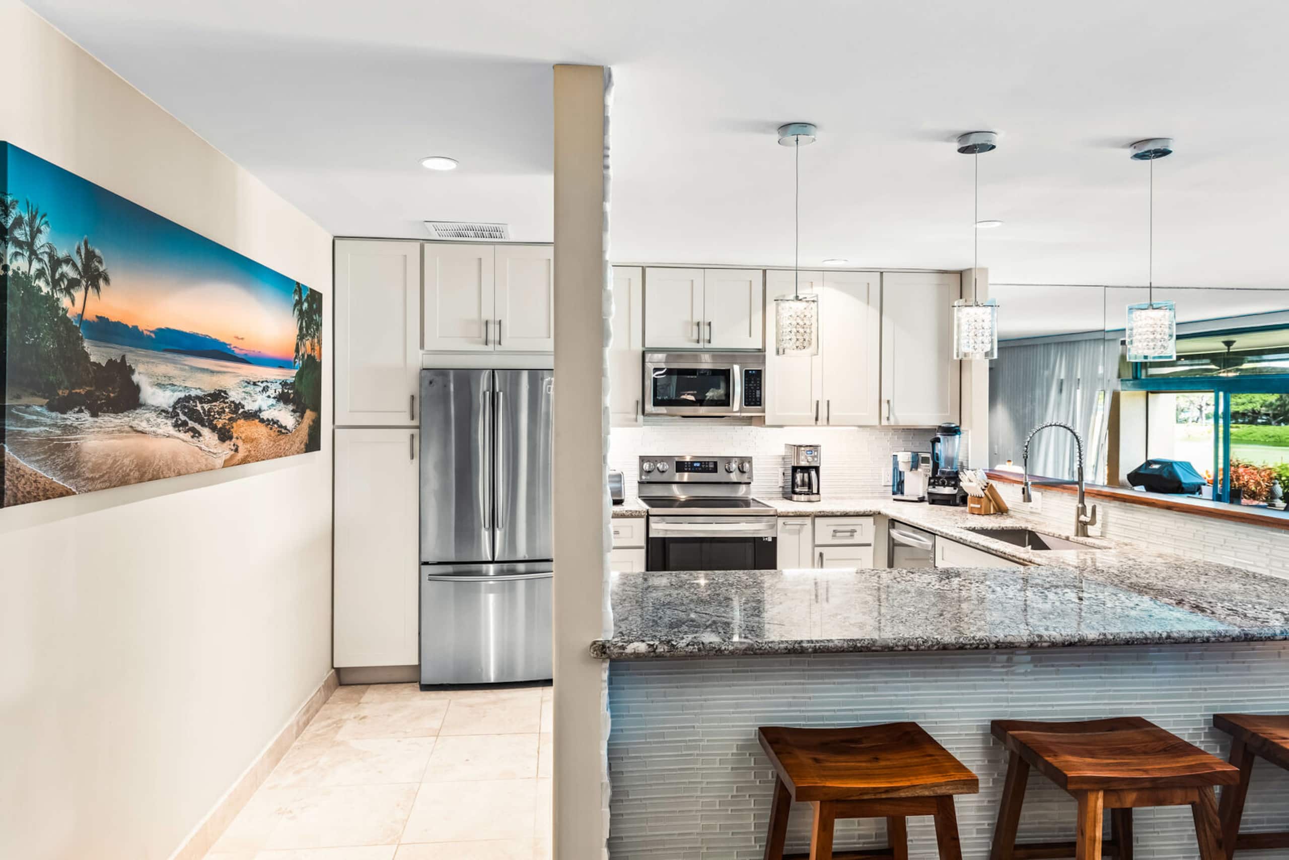 Condo in Lahaina · ★4.77 · 2 bedrooms · 4 beds · 2 private baths - Image 10